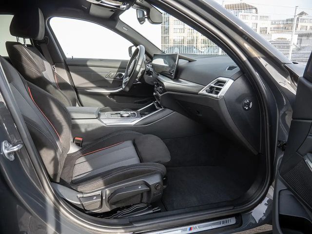 BMW 320 320d M-Sport Touring xDrive