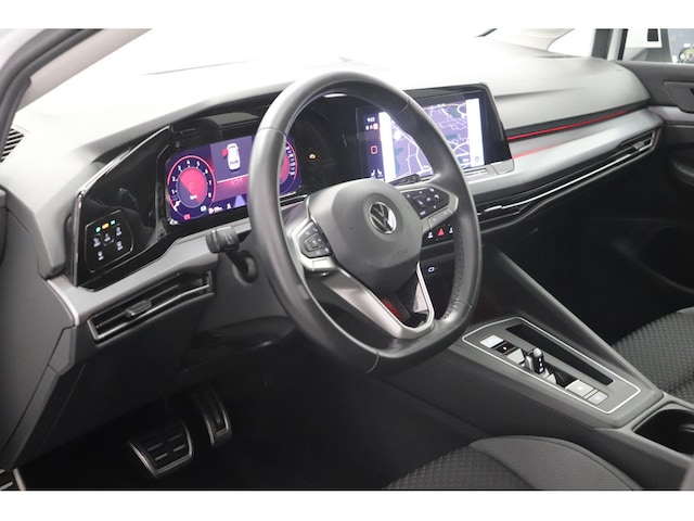 Volkswagen Golf 1.5 eTSI Golf VIII