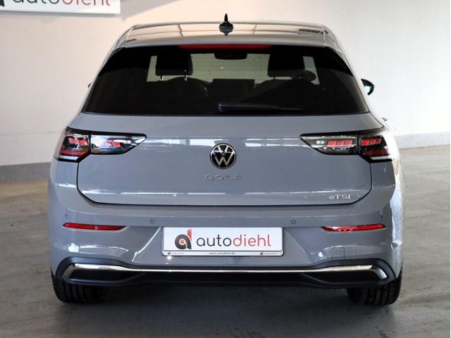 Volkswagen Golf 1.5 eTSI DSG Golf VIII