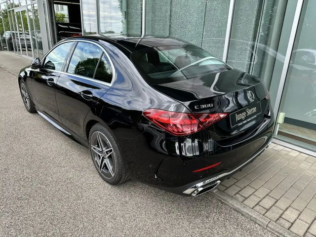 Mercedes-Benz C 300 AMG Line Sedan