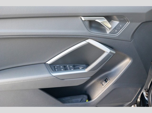 Audi Q3 35 TFSI S-Line S-Tronic