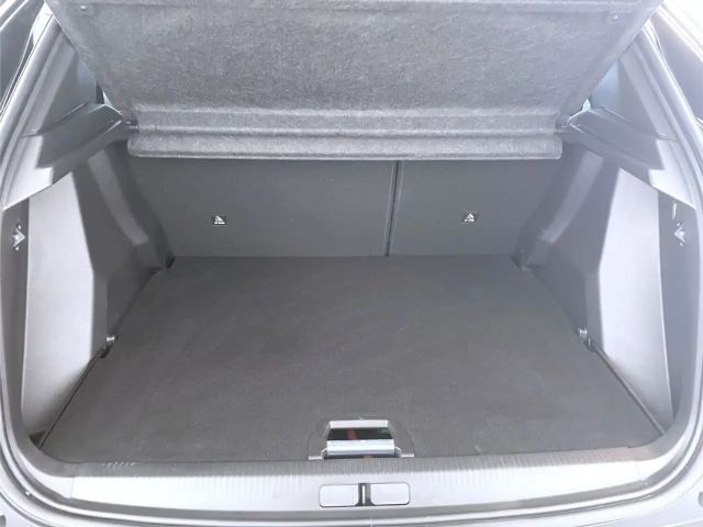 Peugeot E-2008 Allure Pack