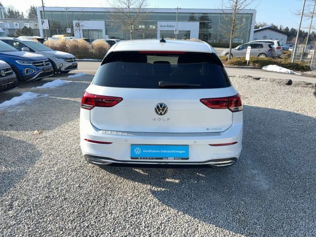 Volkswagen Golf Style eHybrid