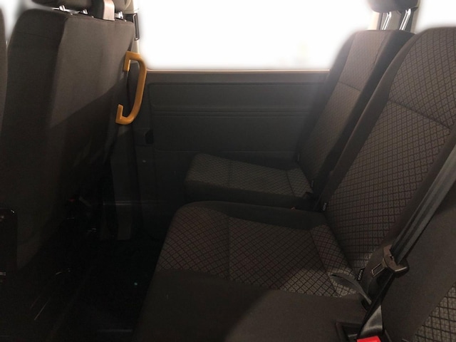 Volkswagen Caravelle 2.0 TDI T6 Trendline