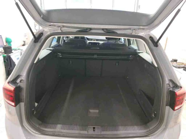 Volkswagen Passat 2.0 TDI Business DSG Variant