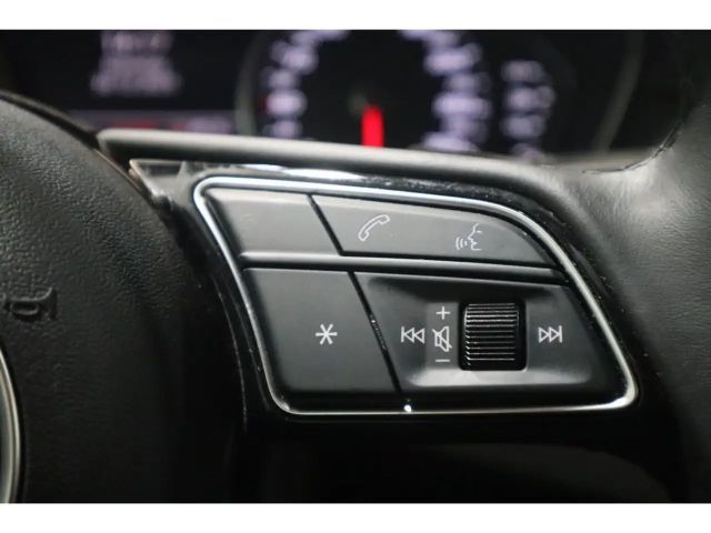 Audi A4 45 TFSI Avant Quattro