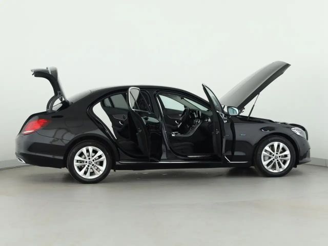 Mercedes-Benz C 300 AVANTGARDE Sedan
