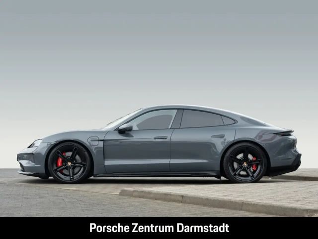 Porsche Taycan GTS