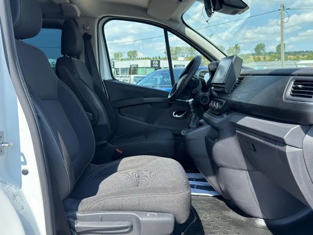 Renault Trafic Grand Life dCi 110