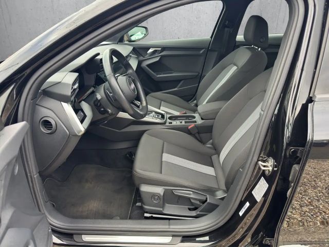 Audi A3 30 TFSI S-Tronic Sedan