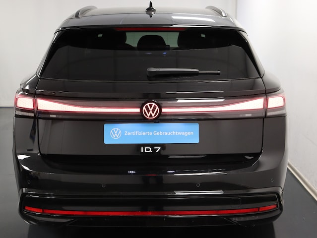 Volkswagen ID.7 IQ.Drive Tourer