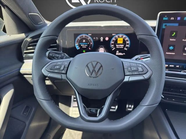 Volkswagen Passat 4Motion DSG R-Line