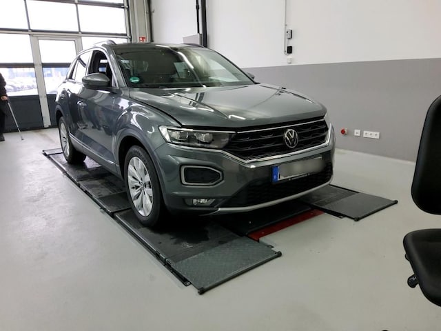 Volkswagen T-Roc 1.5 TSI DSG Sport