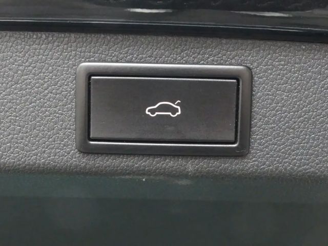 Skoda Superb *Memory Sitz*Vollleder*Panoramadach*AHK*