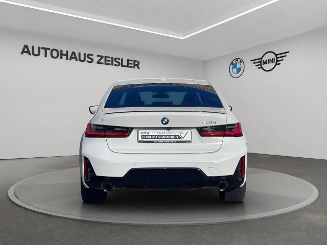 BMW 330 330i M-Sport Sedan