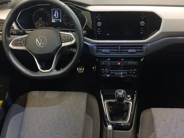 Volkswagen T-Cross Move