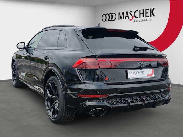 Audi RS Q8 Performance Quattro