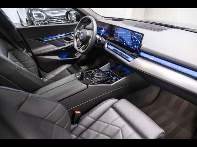 BMW i5 M60 Sedan xDrive
