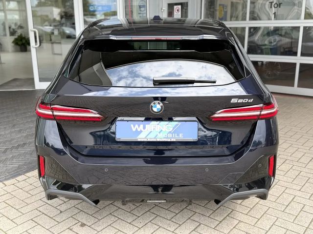 BMW 520 520d M-Sport Touring
