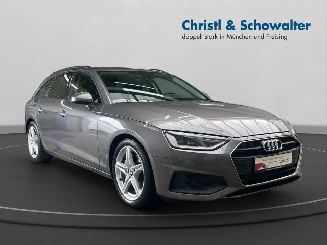 Audi A4 40 TDI Avant S-Tronic