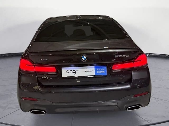BMW 520 520d M-Sport Sedan xDrive