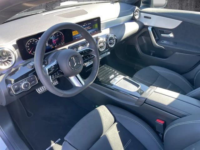 Mercedes-Benz CLA 200 AMG Line CLA 200 d Coupé