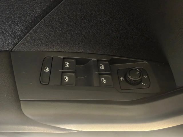 Volkswagen T-Cross 4Me TSI