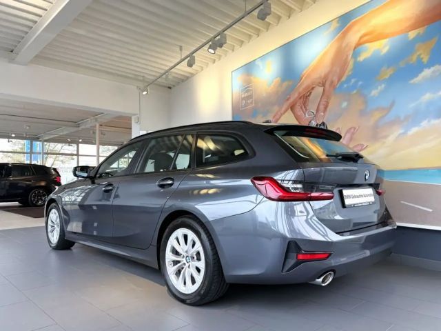 BMW 320 320i Touring