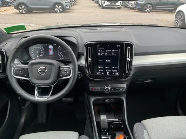 Volvo XC40 Dark Plus
