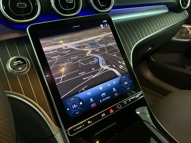 Mercedes-Benz C 200 AMG Line Sedan