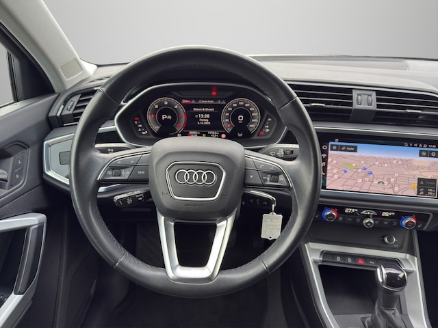 Audi Q3 35 TDI S-Tronic