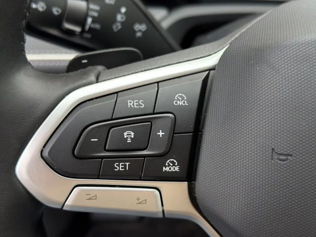 Volkswagen Passat 1.5 eTSI DSG Variant