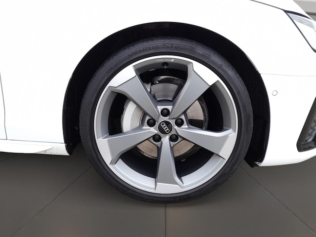 Audi A4 40 TDI Avant S-Tronic