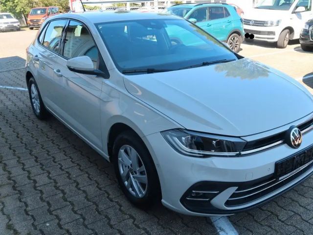 Volkswagen Polo Style