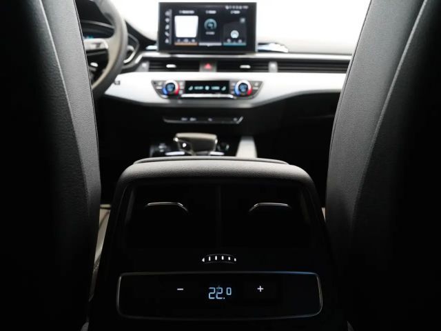 Audi A4 35 TDI Avant Competition S-Line