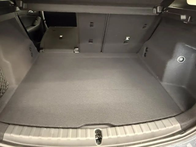 BMW 218 218i Active Tourer Sedan