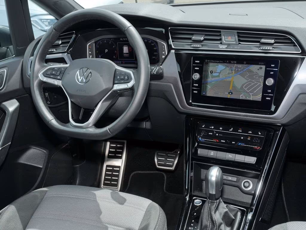 Volkswagen Touran 1.5 TSI DSG Highline R-Line