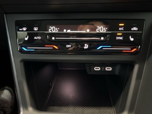 Volkswagen Polo 1.0 TSI IQ.Drive Style