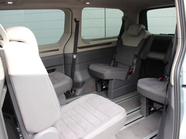 Volkswagen Multivan Style T7