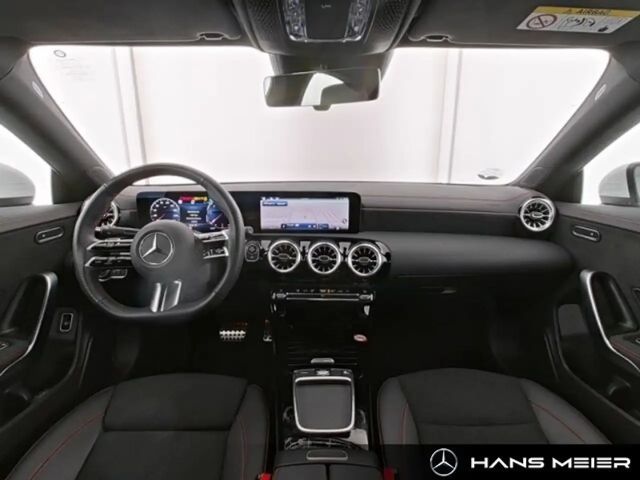 Mercedes-Benz CLA 200 AMG Line CLA 200 d Coupé