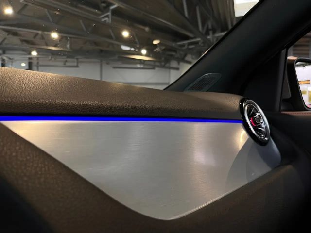 Mercedes-Benz GLA 250 4MATIC AMG Line