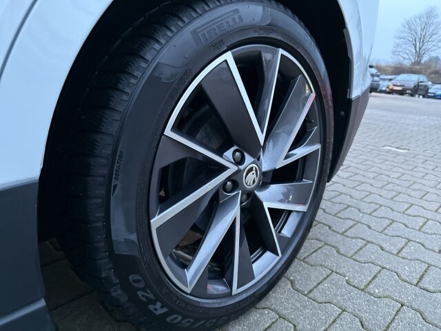 Skoda Enyaq Suite iV 60