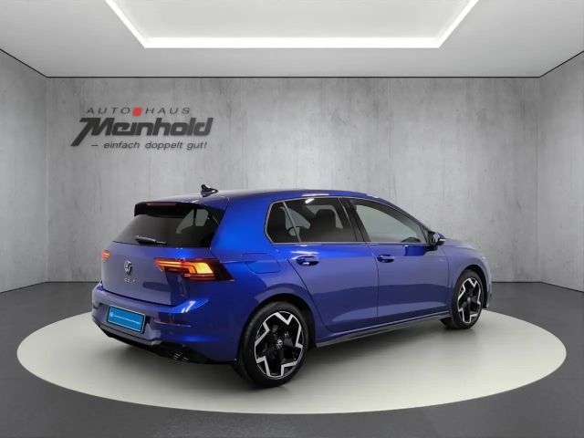 Volkswagen Golf 1.5 TSI Plus R-Line