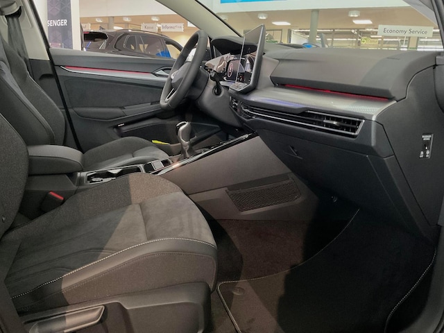 Volkswagen Golf Style