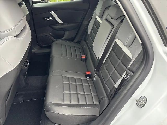 Citroën C4 Hybrid Max