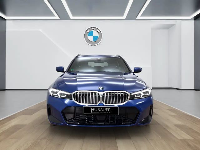 BMW 330 330e Touring xDrive