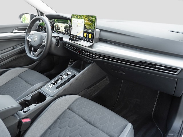 Volkswagen Golf 1.5 eTSI DSG