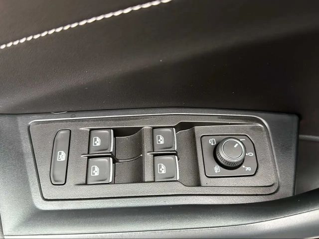 Volkswagen T-Roc DSG R-Line