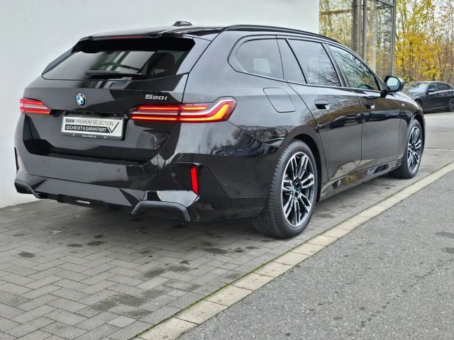BMW 520 520i M-Sport Touring