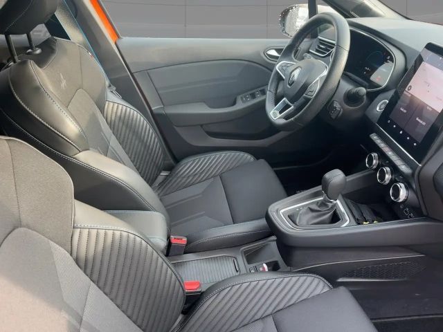 Renault Clio Alpine E-Tech Esprit